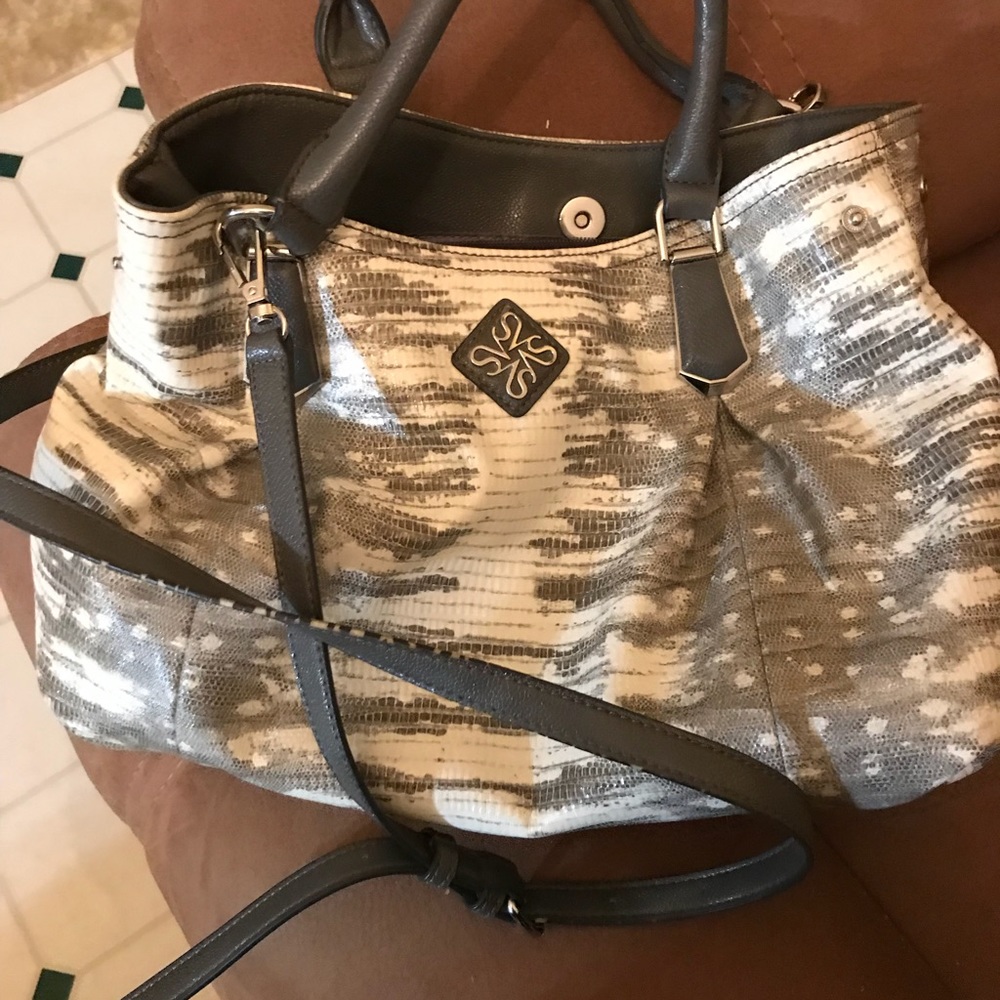 VERA WANG Shoulder Bag